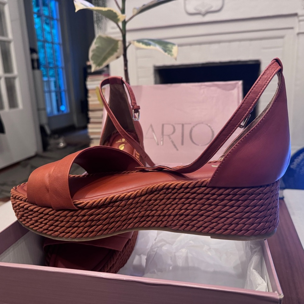 A-Via Espadrille Platform Wedge Sandal, Sarto by Franco Sarto. Unworn! Sz 12